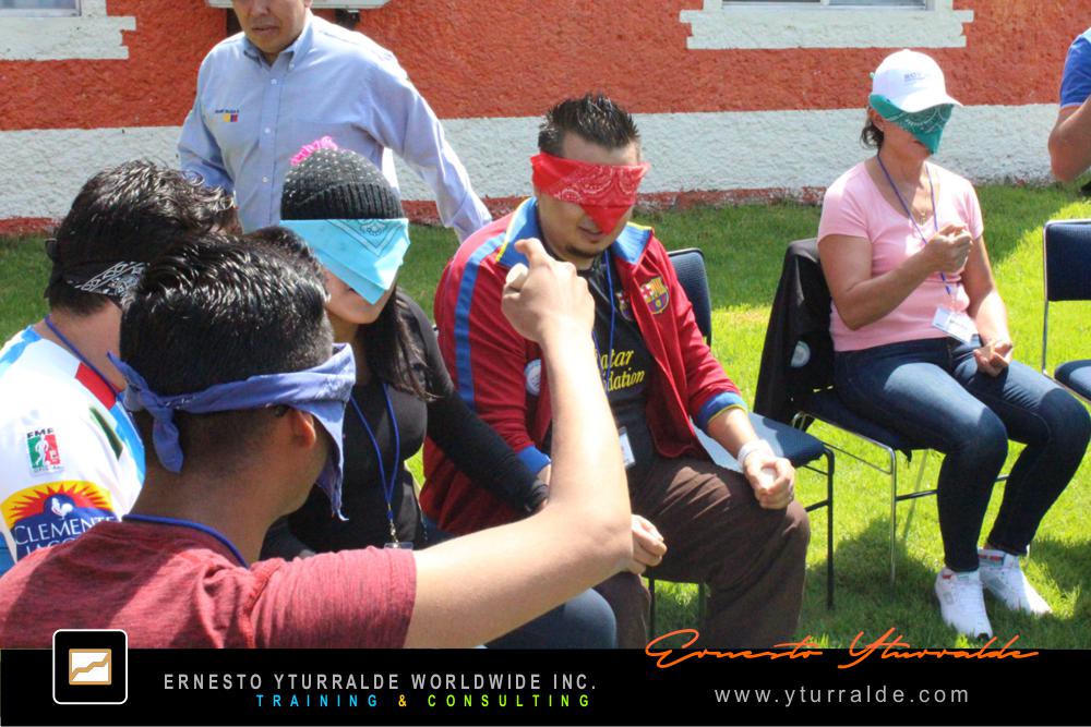 Team Building El Salvador | Taller de trabajo en equipo con enfoque en liderazgo y accountability